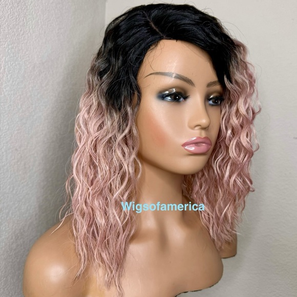 Bob Pink wig ombré side part 14 inches medium length - Picture 2 of 6